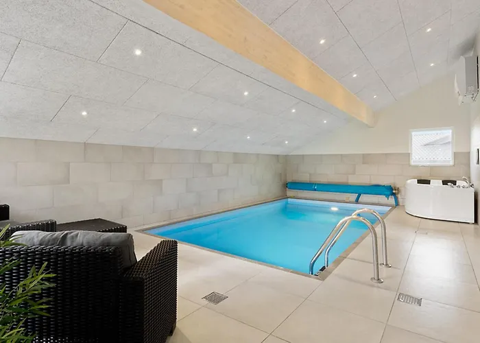 Cozy In With Sauna Logstor